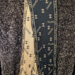 Chanel CC Logo Knit Scarf in Black & Beige